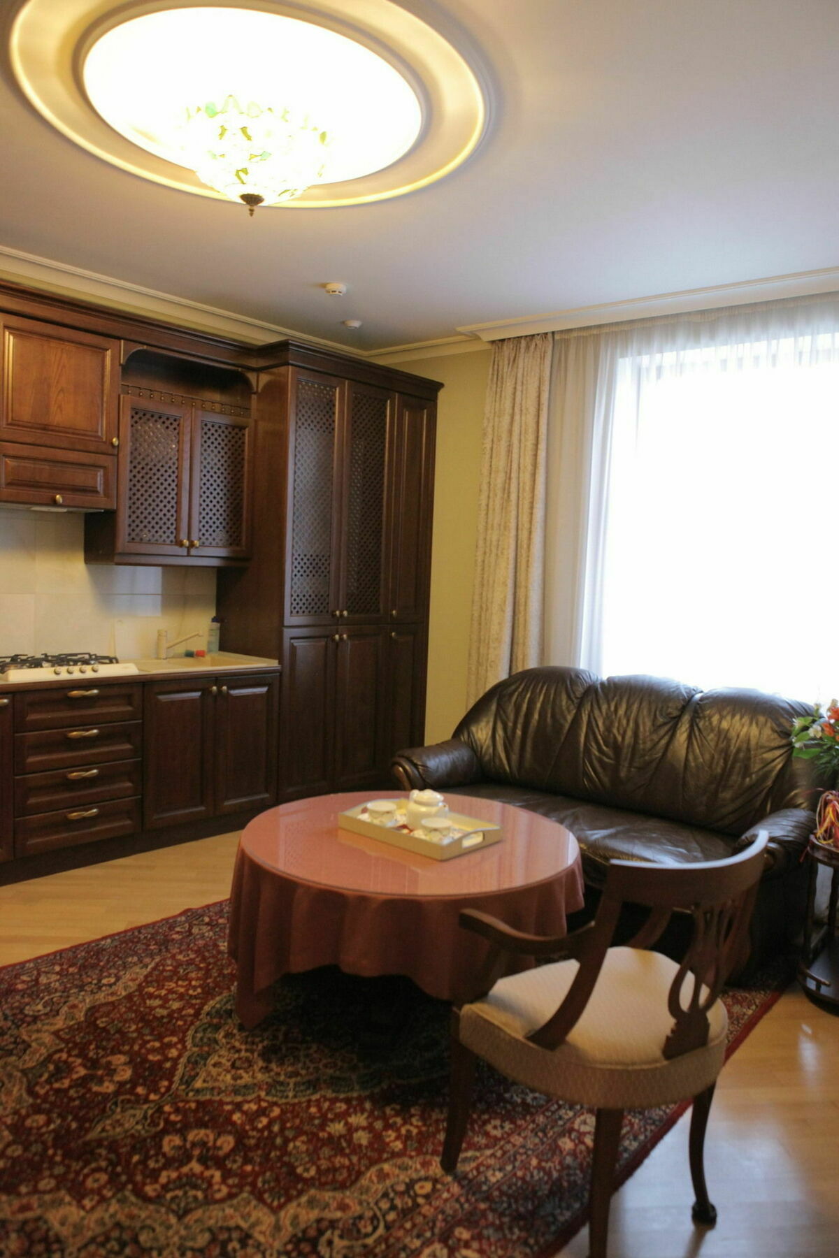 British Club Lviv Hotel Buitenkant foto