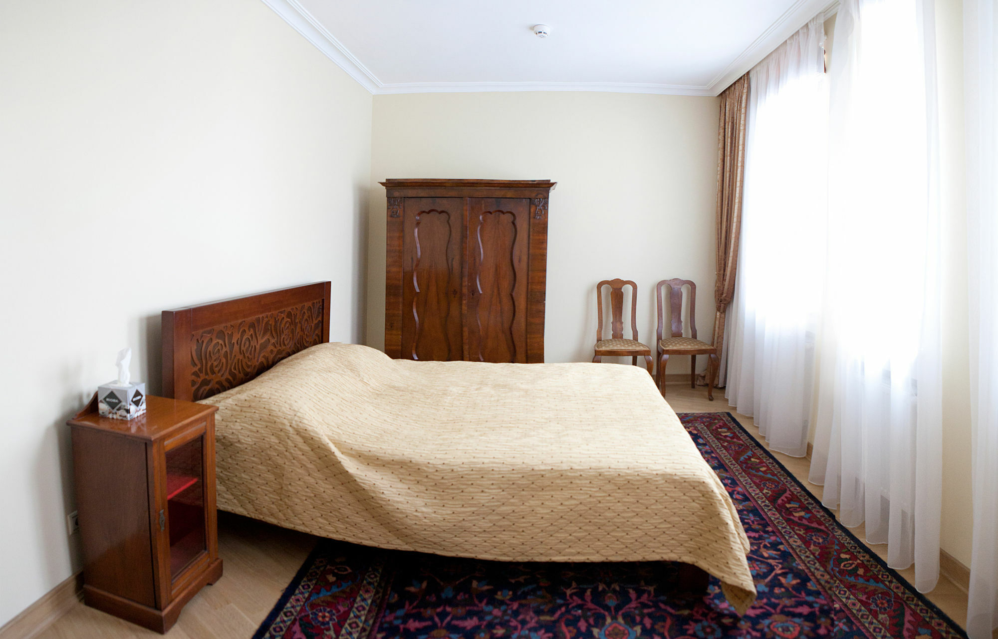 British Club Lviv Hotel Buitenkant foto