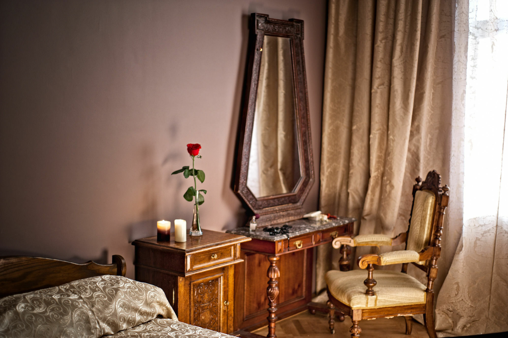 British Club Lviv Hotel Buitenkant foto